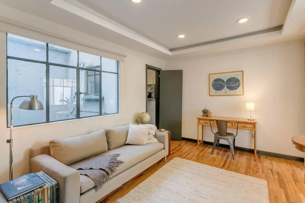 Image 6 of Cozy apartment heart of Condesa.