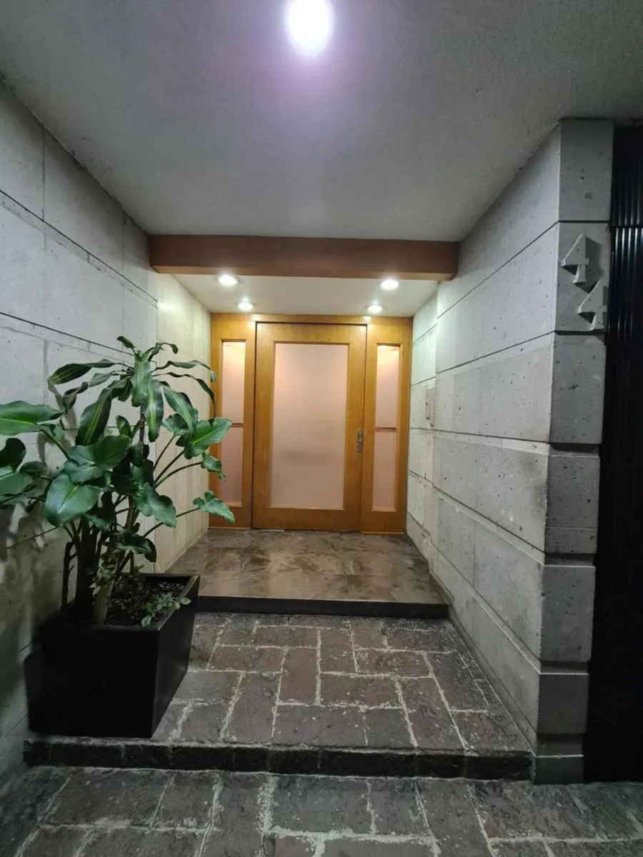 Image 3 of Depa Anzures 2 Cuartos Excelente ubicación