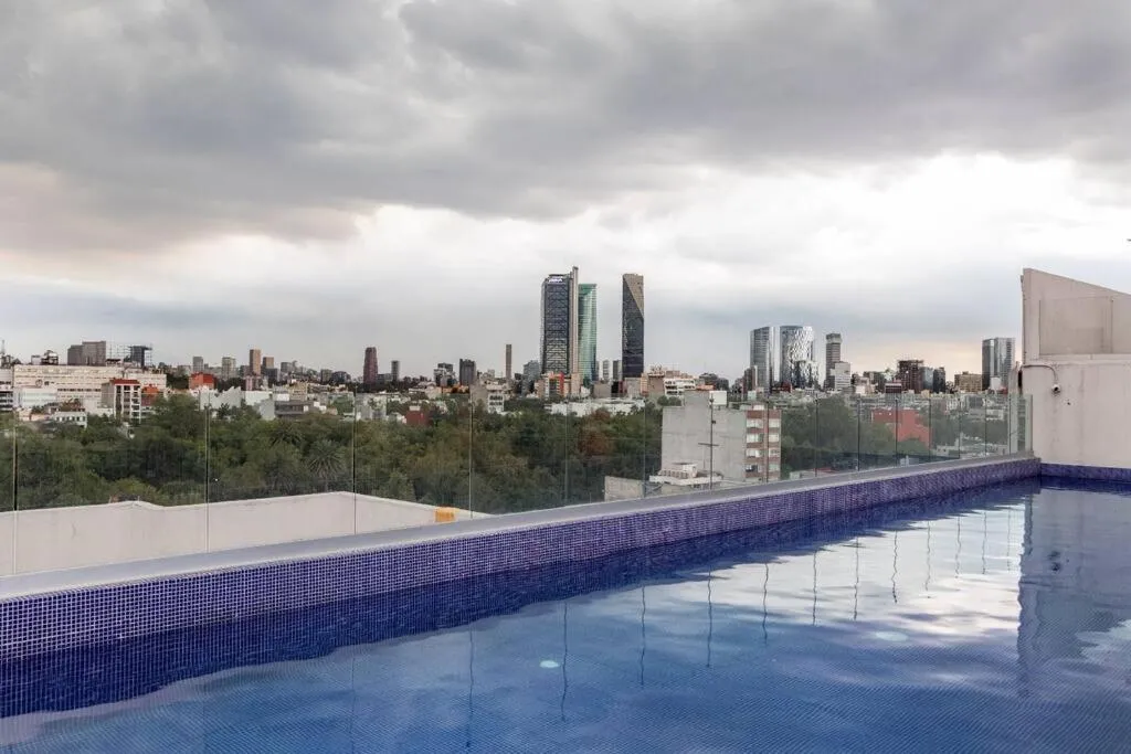 Image 3 of Departamento en Condesa con Alberca y Gimnasio