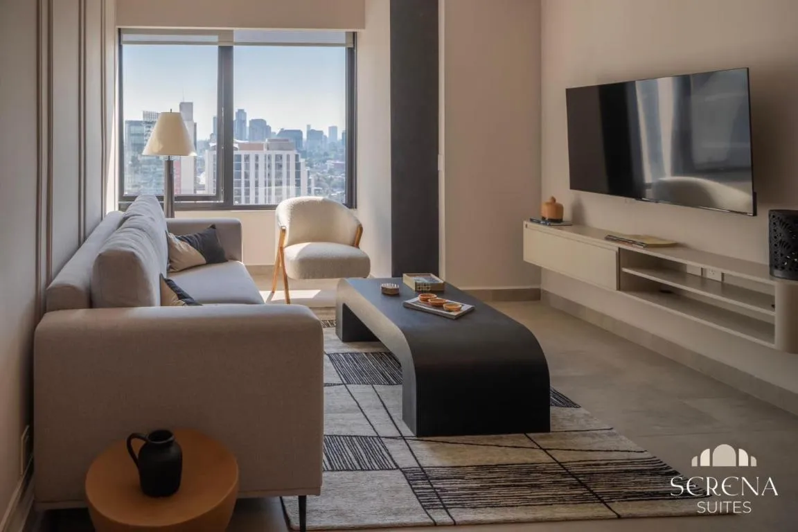 Image of Elegant Condo in Polanco with Pool, Sauna, Jacuzzi & Gym