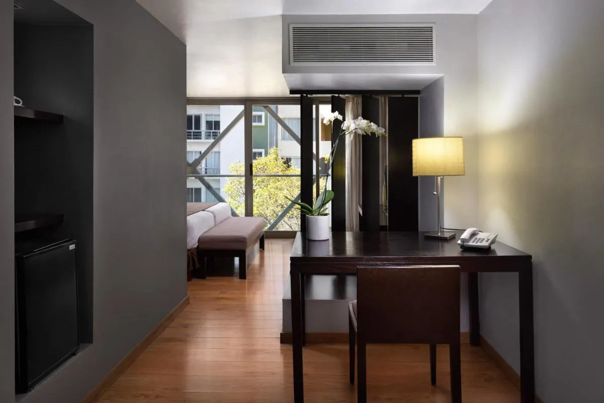 Image 1 of Exe Suites Reforma