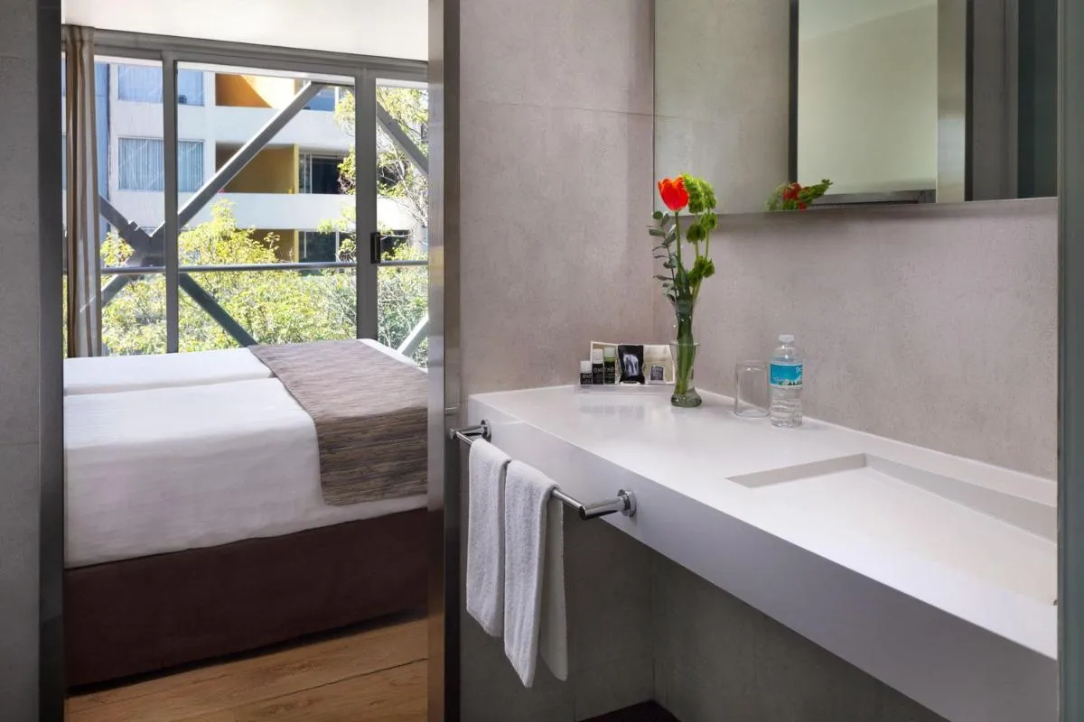 Image 2 of Exe Suites Reforma