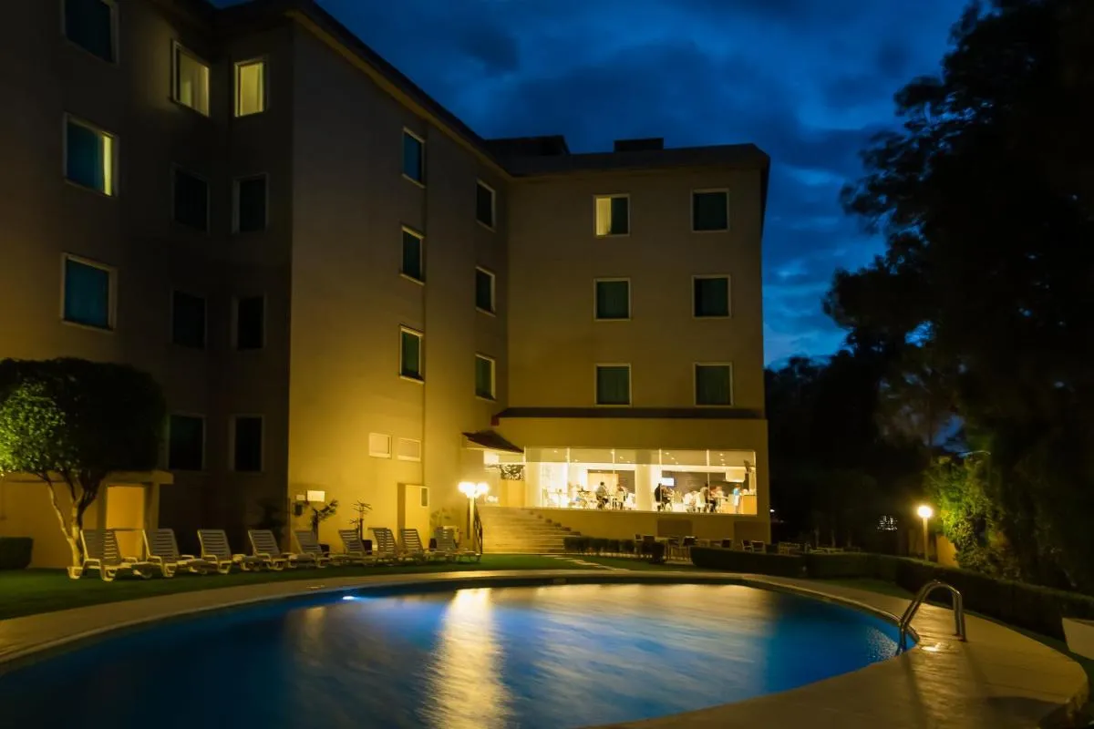 Image 2 of Fiesta Inn Perinorte