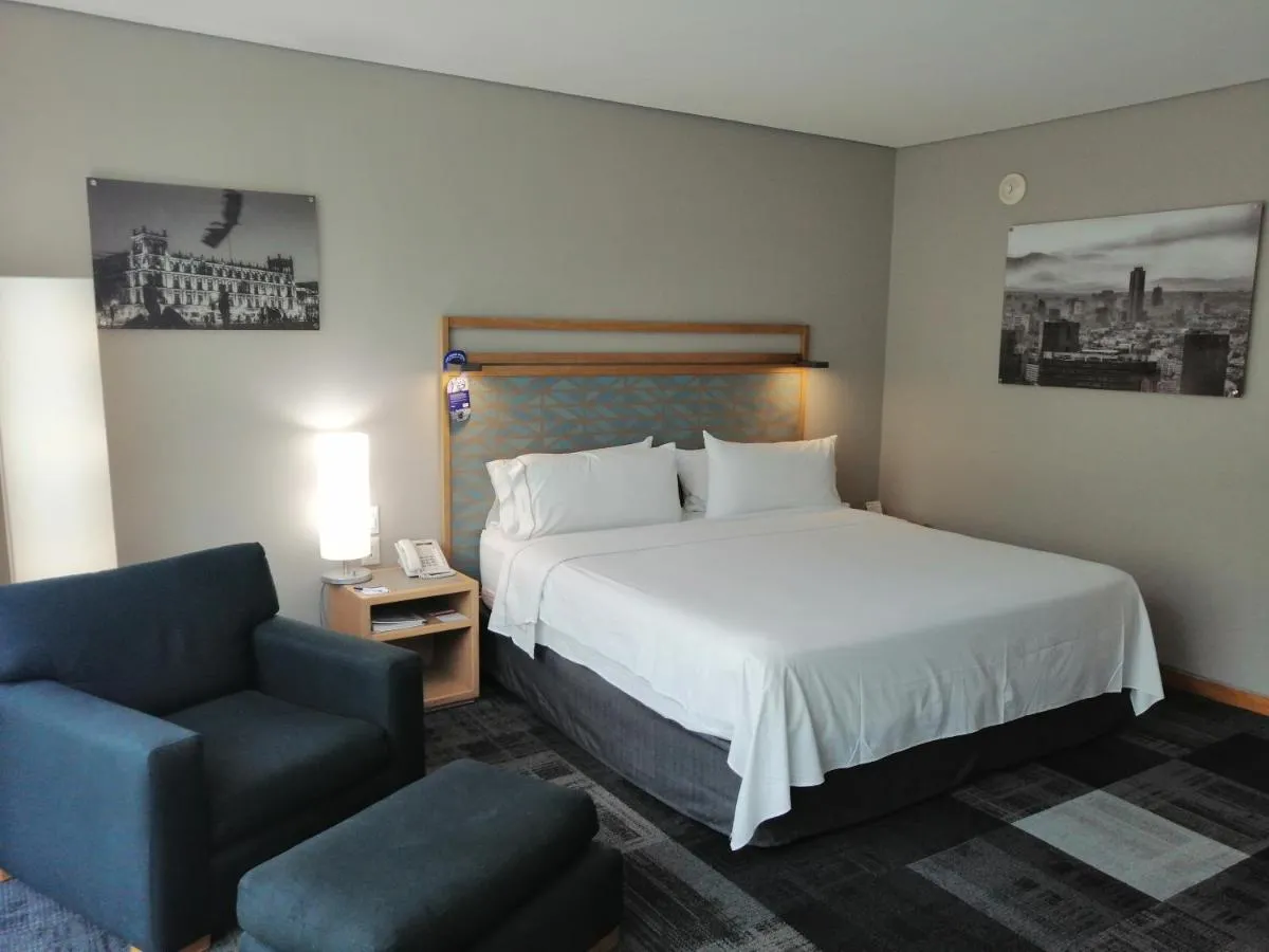 Image 4 of Holiday Inn Express Mexico Reforma, an IHG Hotel