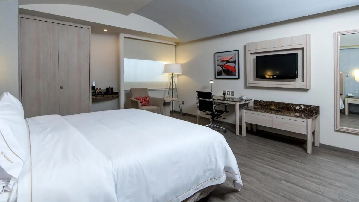Image 6 of Holiday Inn Express Mexico- Toreo, an IHG Hotel