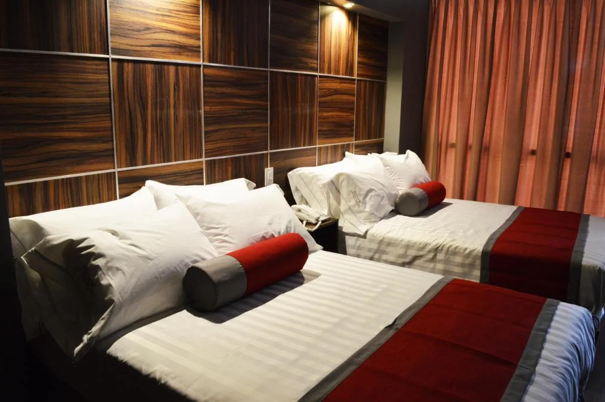 Image 1 of Hotel Block Suites