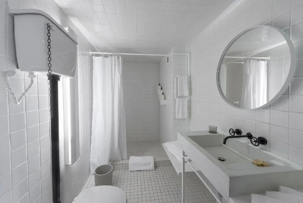 Image 2 of Hotel Carlota