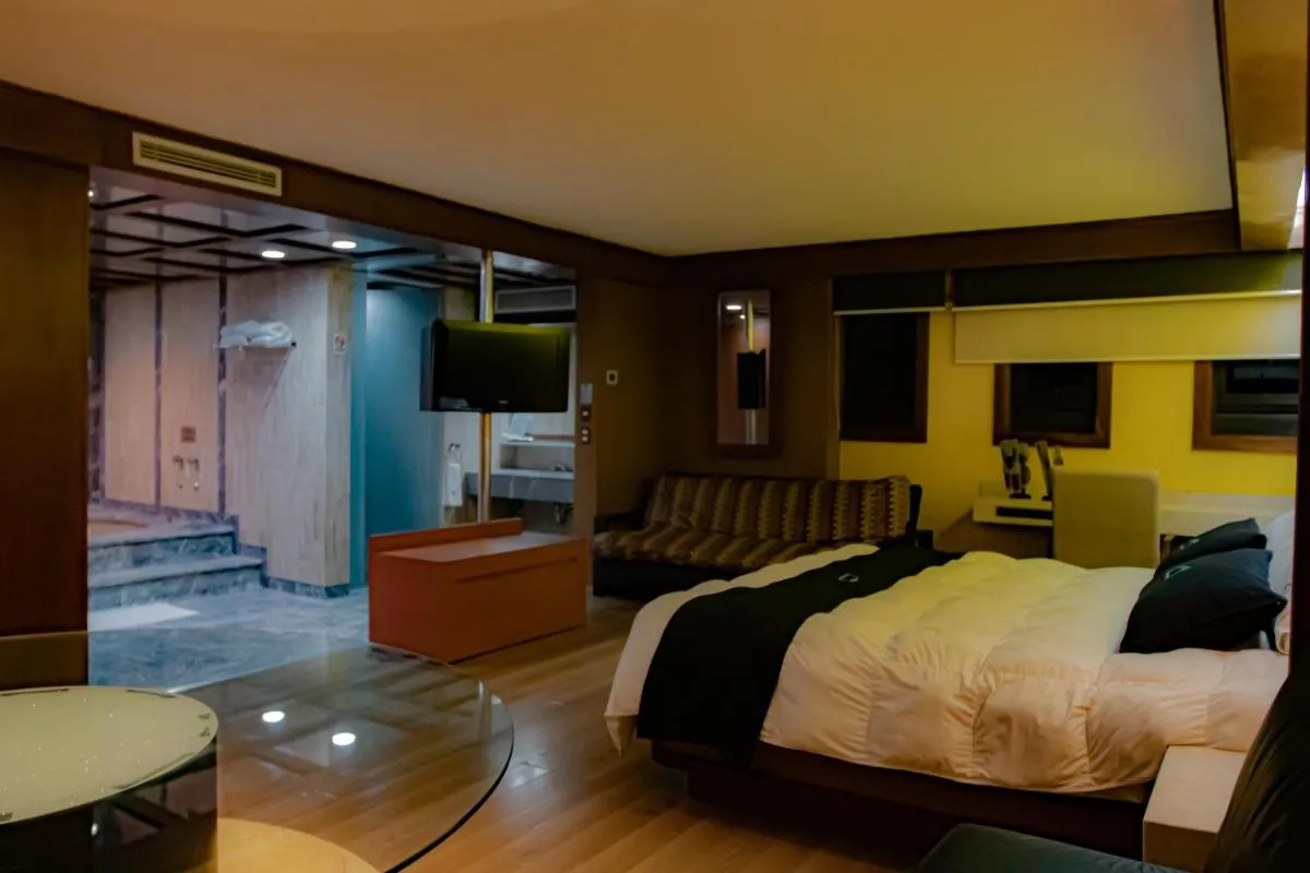 Image 1 of Hotel Contadero Suites y Villas