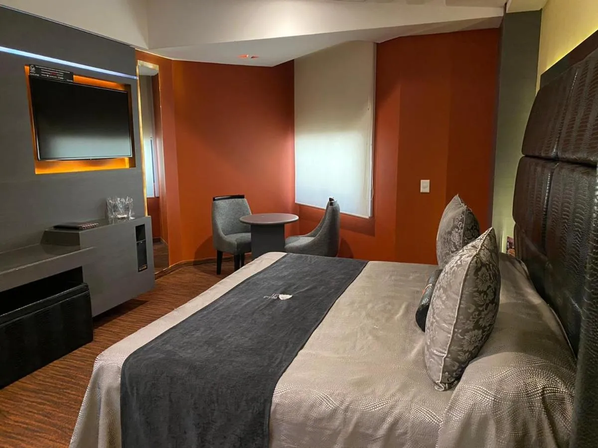 Image 1 of Hotel Lua