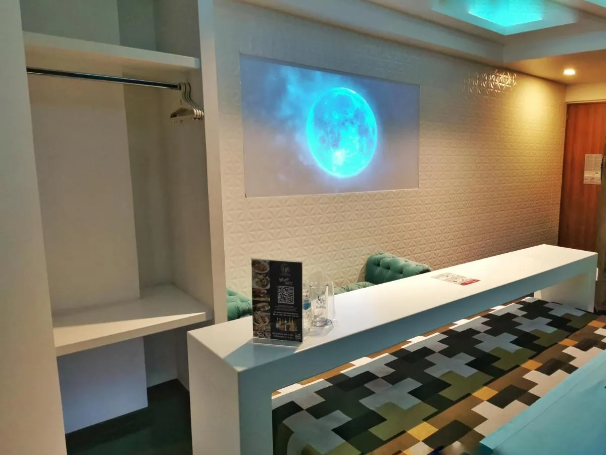 Image 2 of Hotel Lua