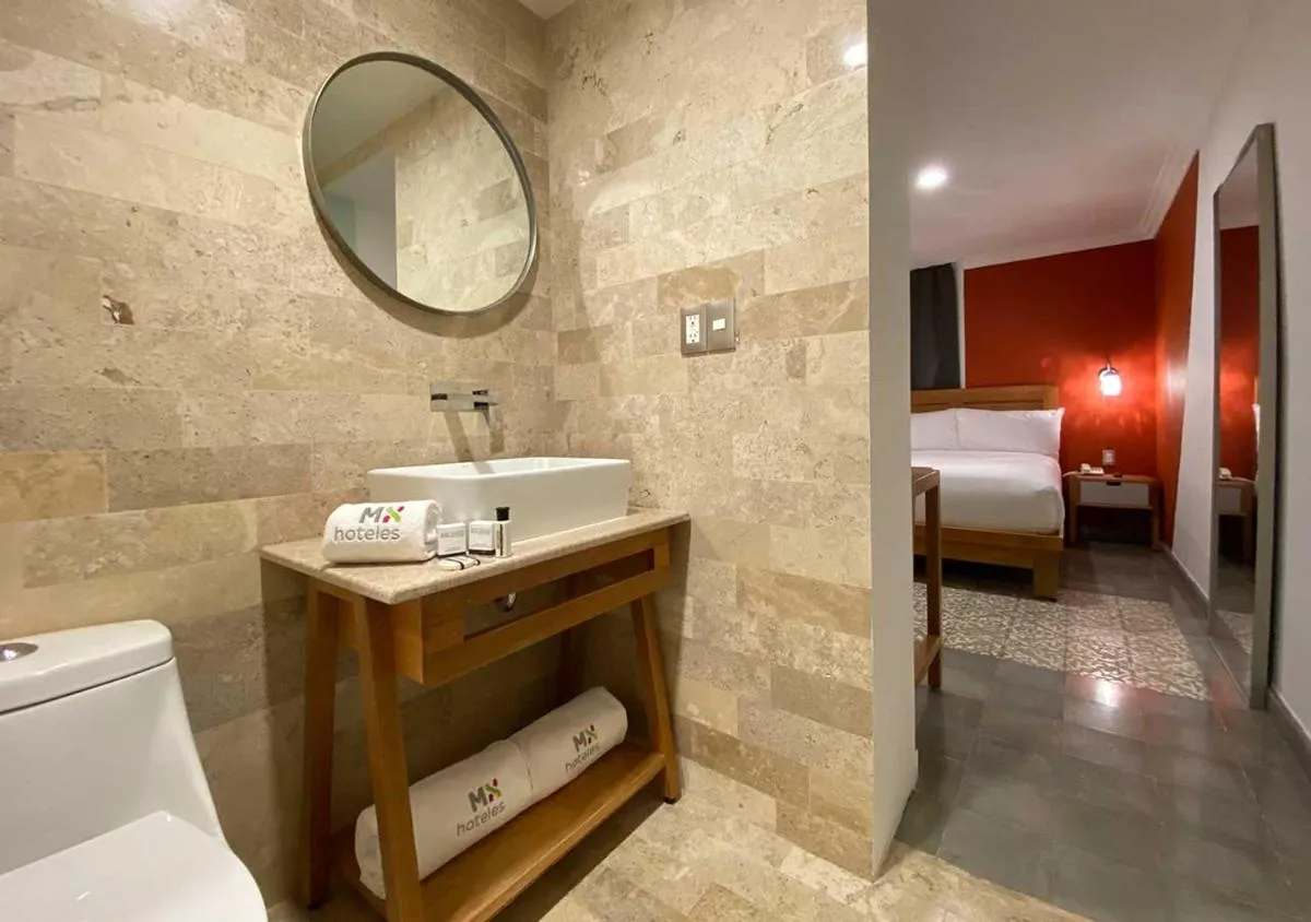 Image 2 of Hotel MX condesa