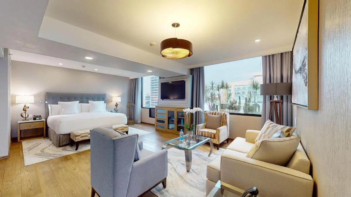 Image 2 of Hotel Marquis Reforma