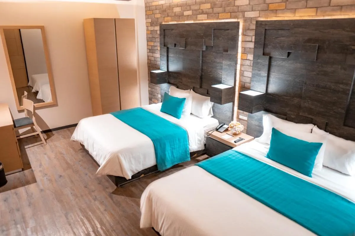 Image 2 of Hotel Punto MX