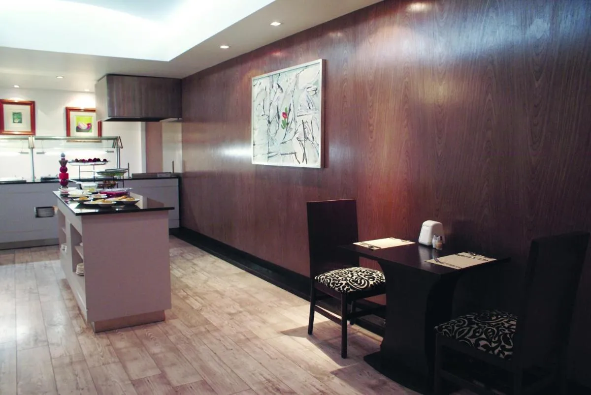 Image 2 of Hotel Regente
