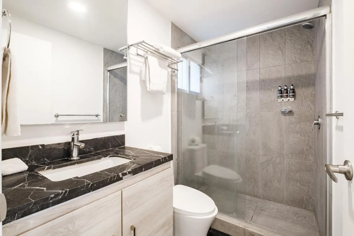 Image 6 of Lincoln Square Polanco by RentinBA