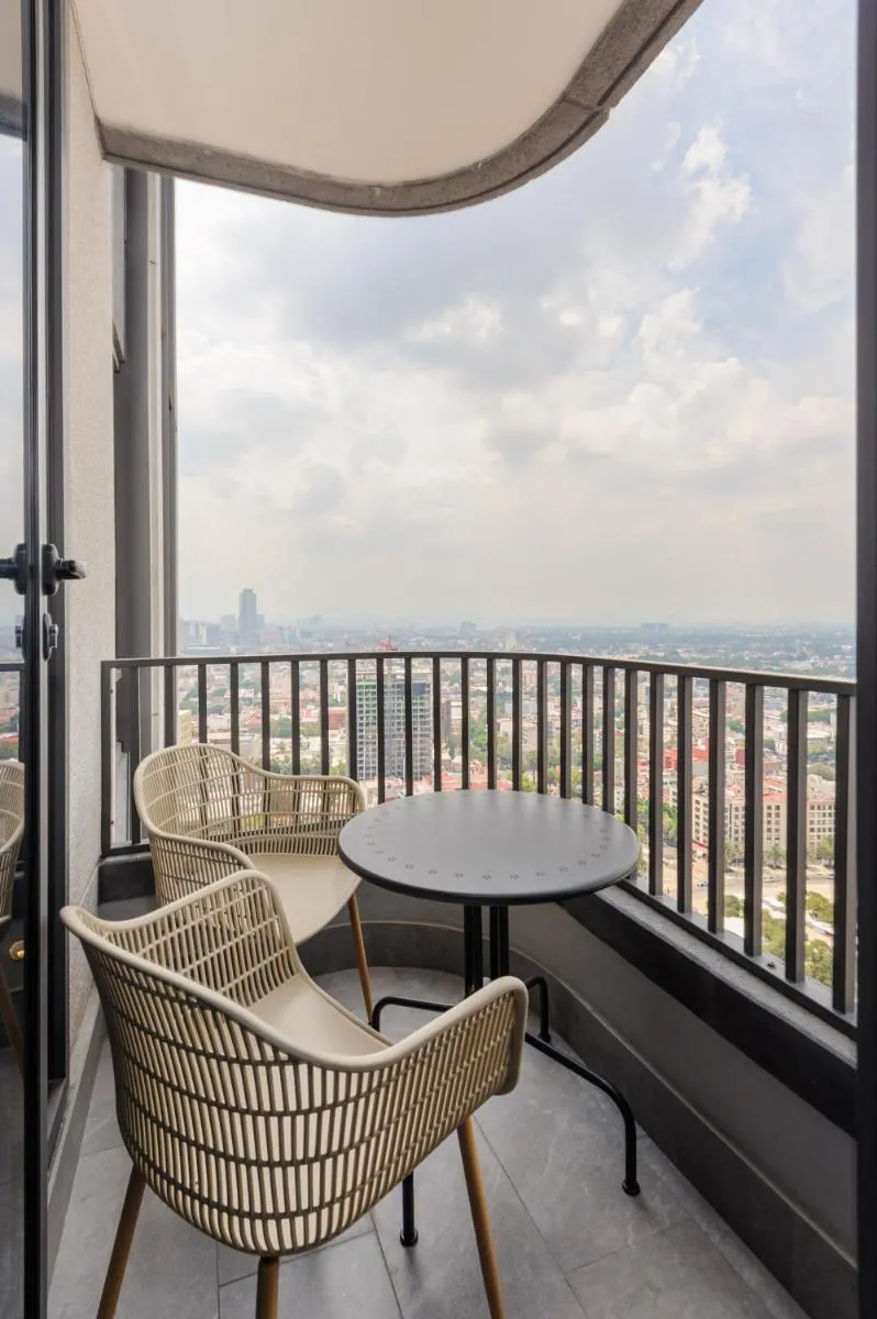 Image 3 of Mesmerizing Loft with Stunning City View in Cuauhtemoc