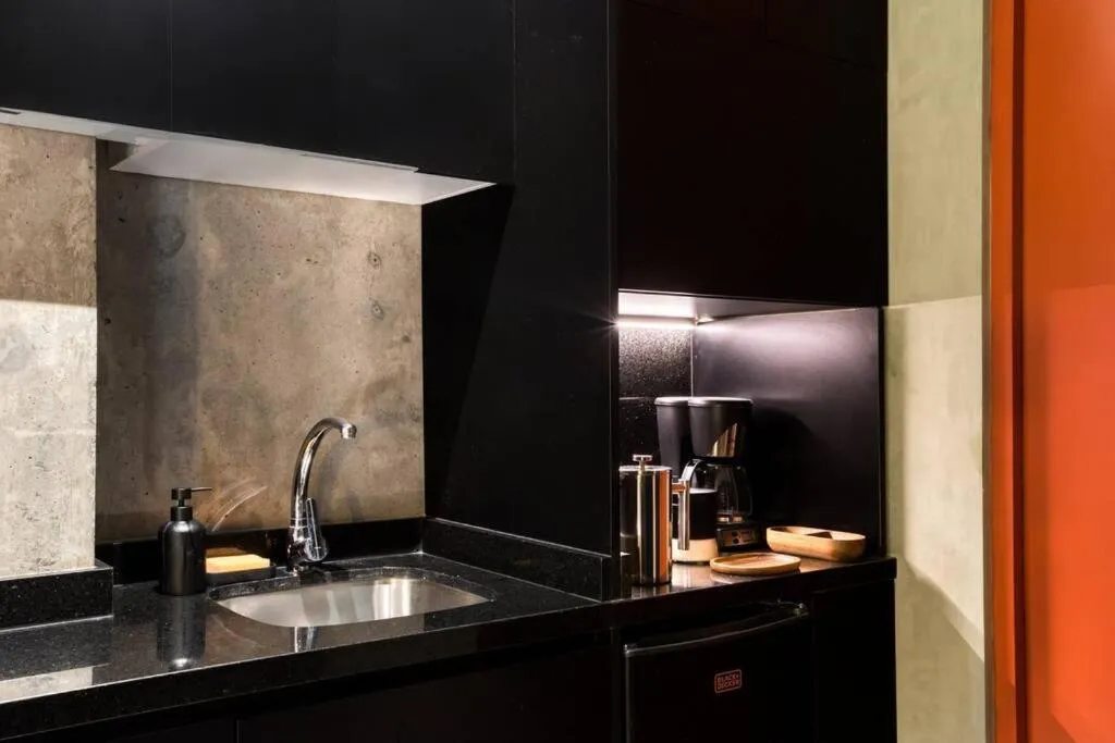 Image 6 of Modern Loft in La Roma by MrW
