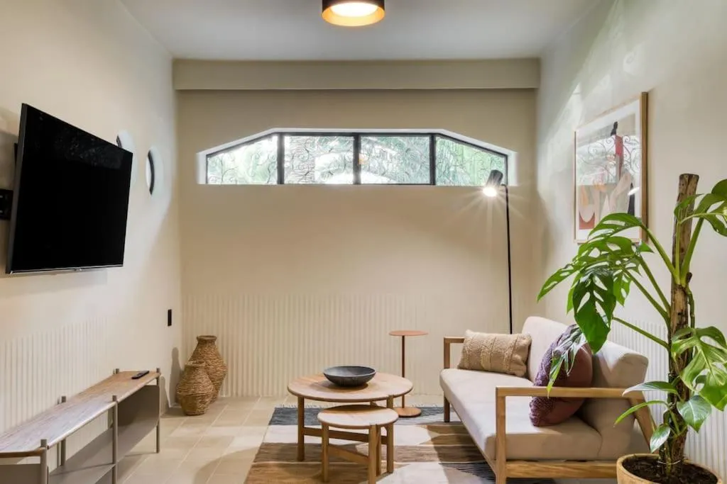 Image 3 of MrW 4Br Art Deco House Condesa with Rooftop