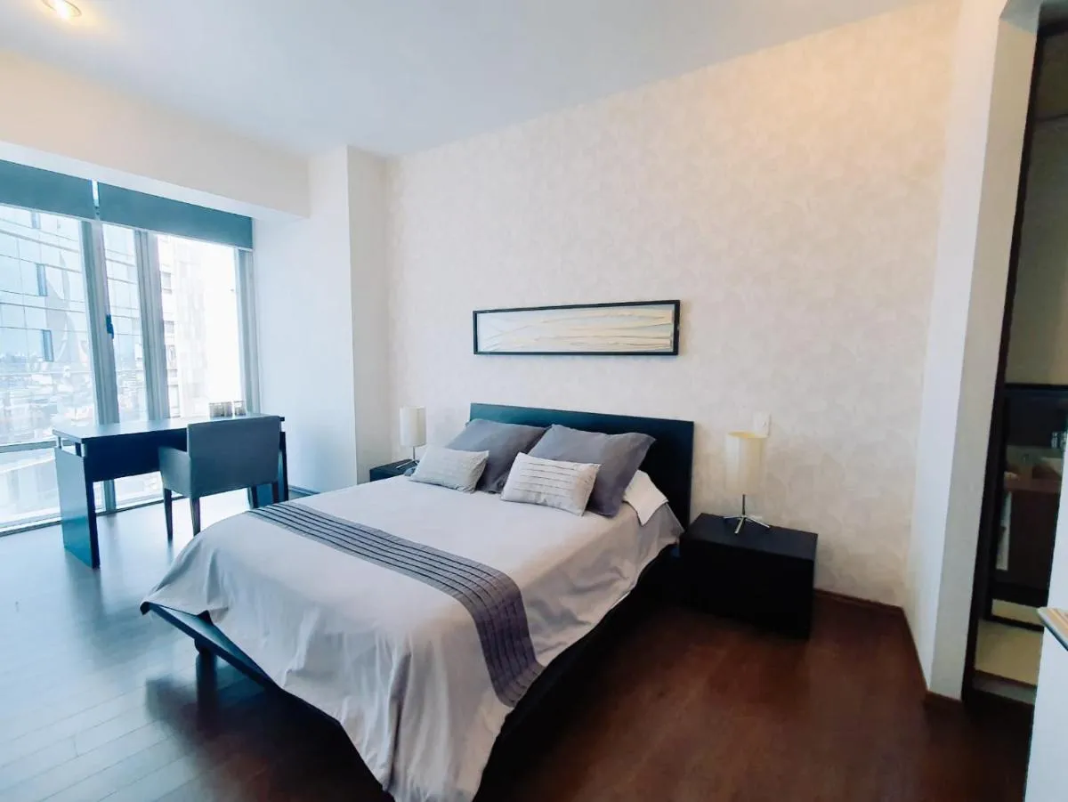 Image 1 of On Paseo de la Reforma, great location, luxurious, pool, gym, AC