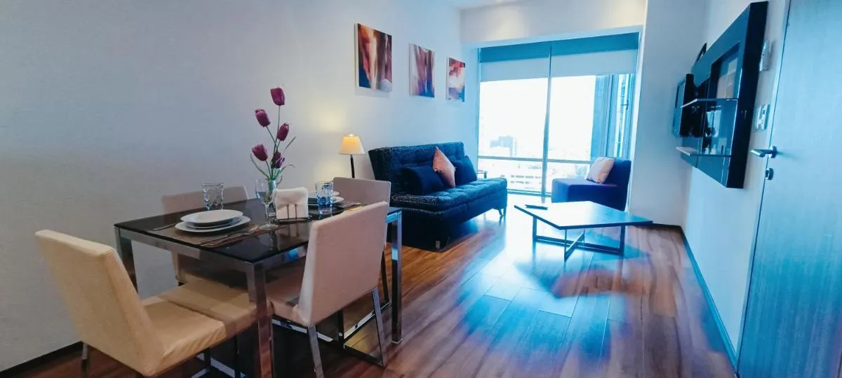Image 2 of Paseo de la Reforma apartment, great location, luxurious, 4P.