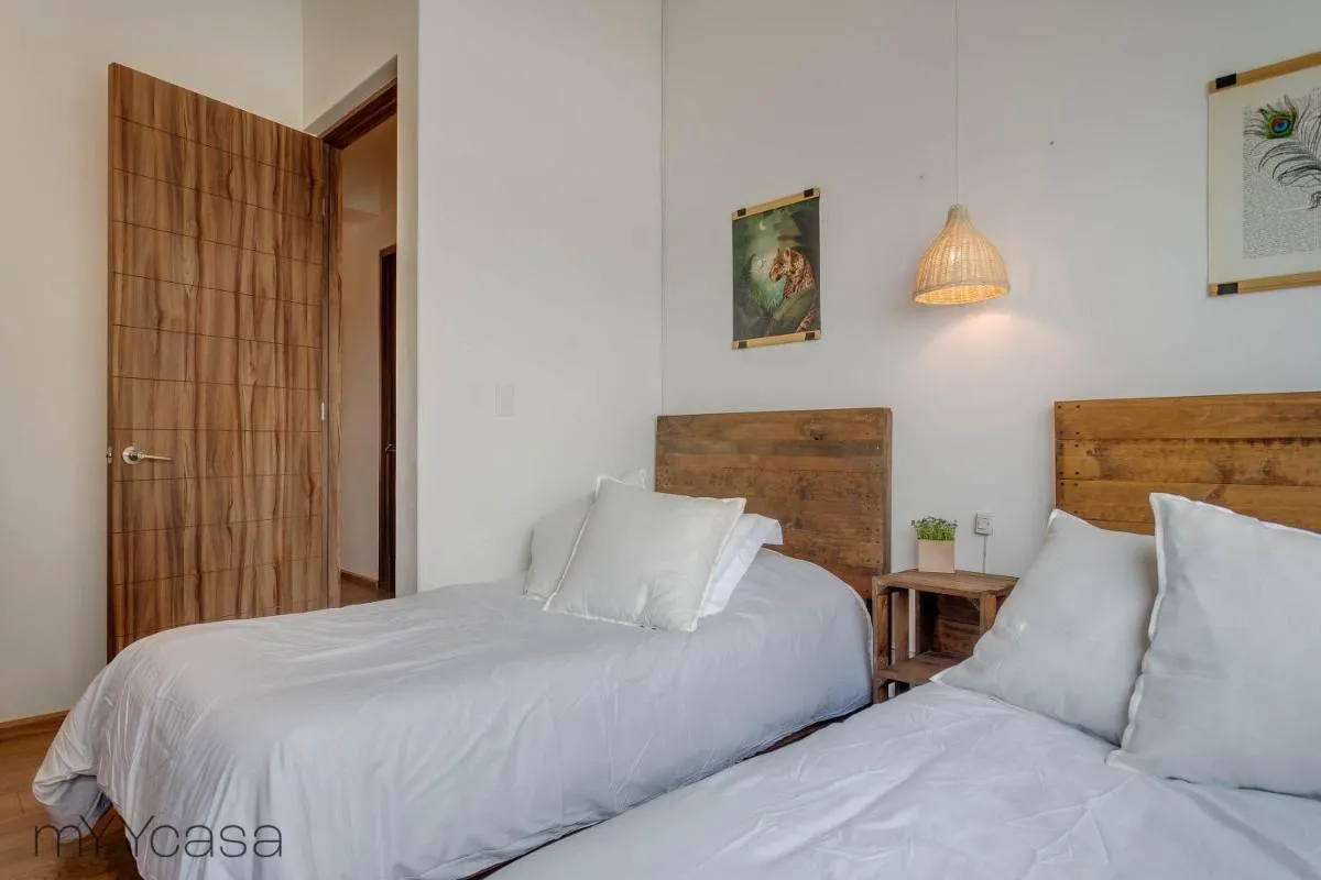Image 1 of Private Balcony Infinity Pool & Rooftop in La Roma – Queretaro