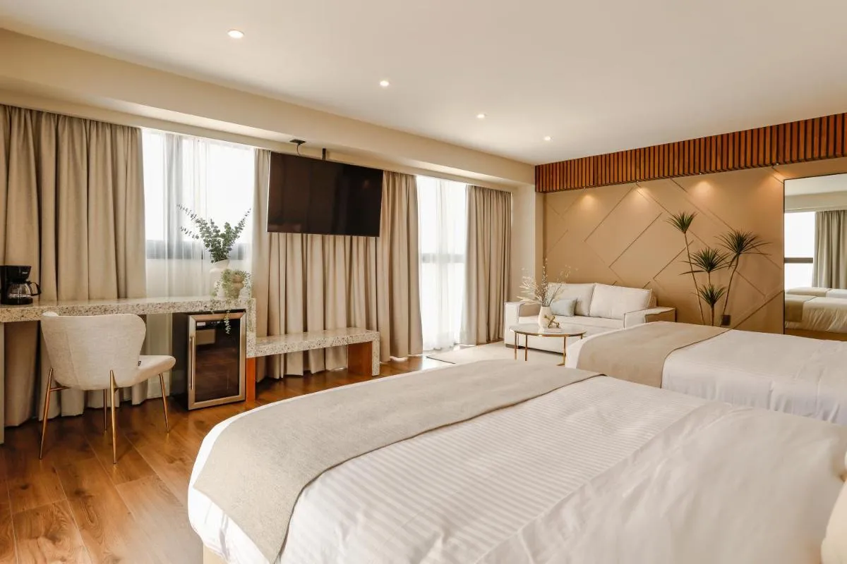 Image 1 of Reforma Capital Inn