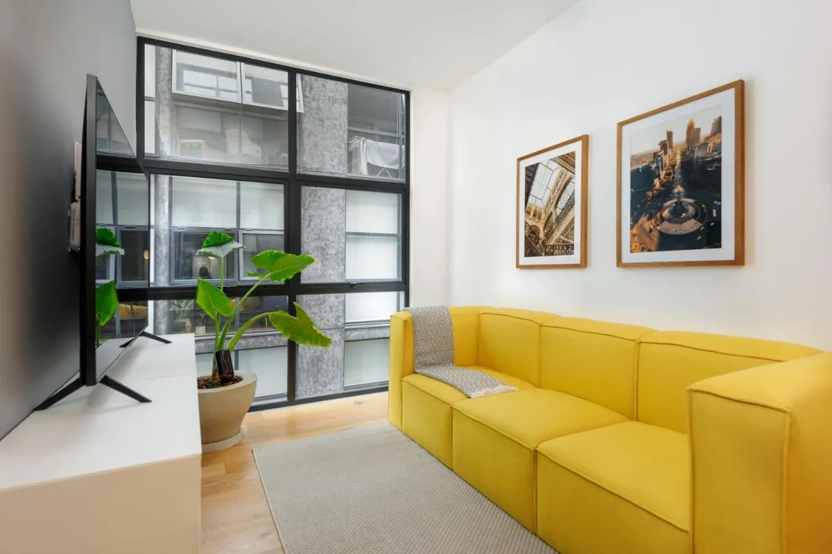 Image 4 of Resplendent 2BR in Roma Norte