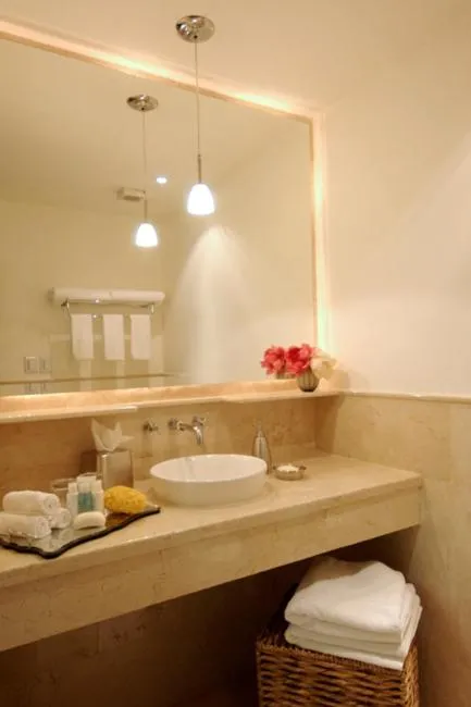 Image 3 of SUITES LONDRES 212