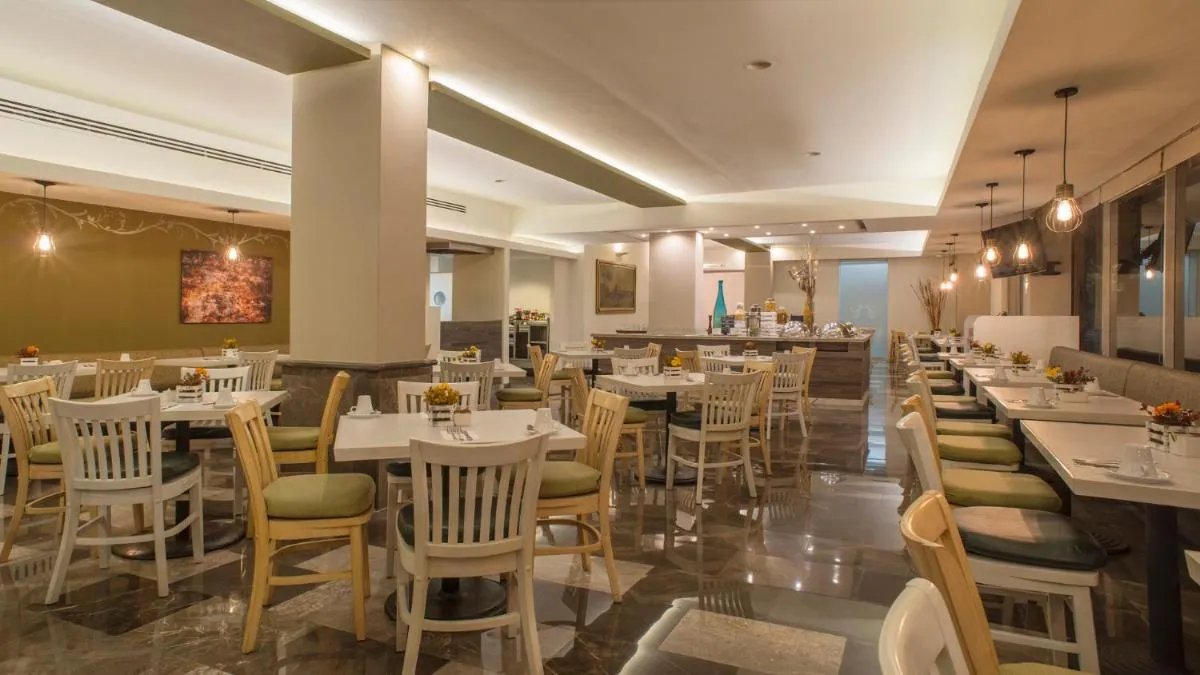 Image 2 of Stanza Hotel