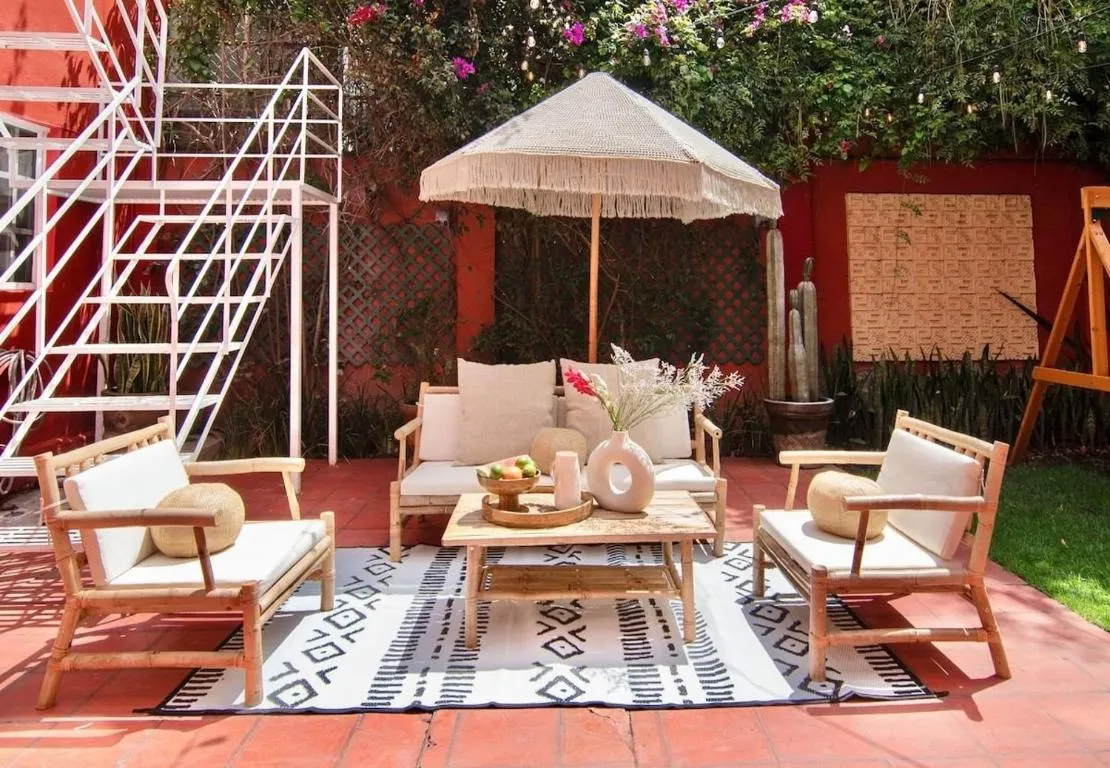 Image of Stunning house steps from Masaryk, Polanco