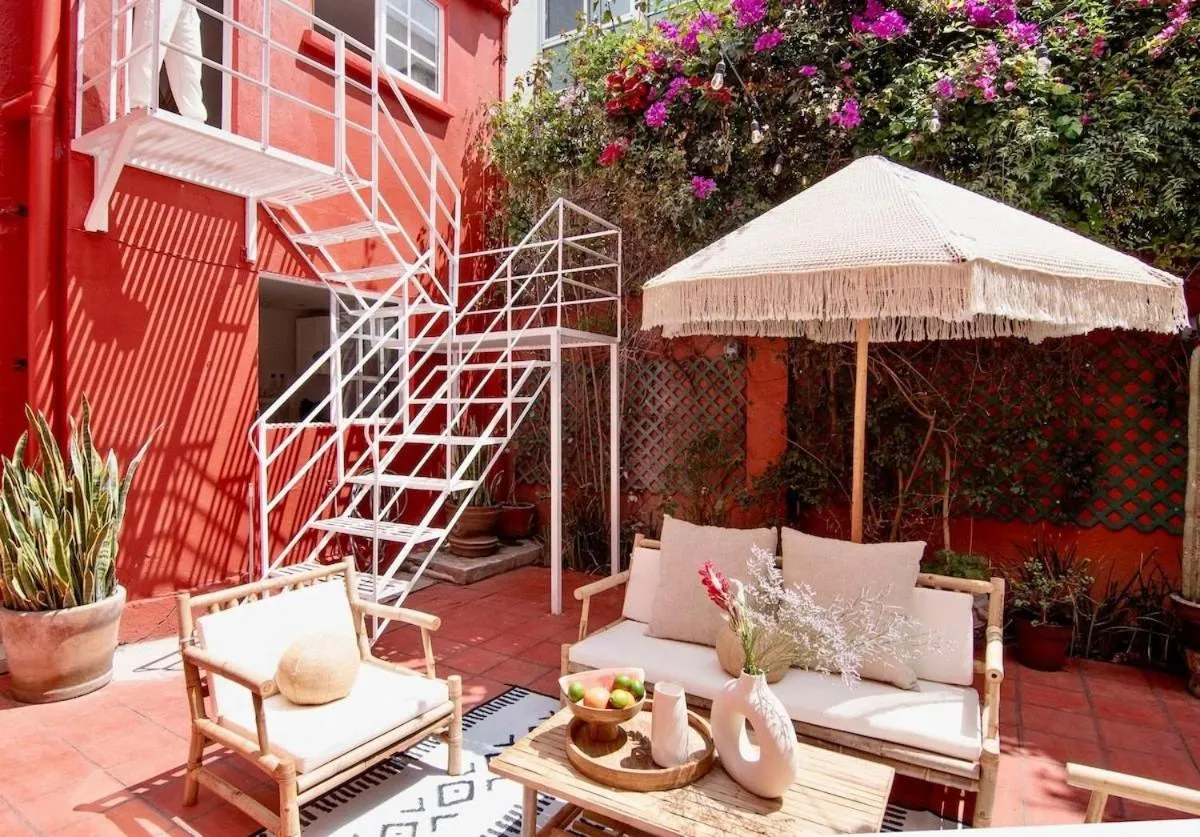 Image 5 of Stunning house steps from Masaryk, Polanco