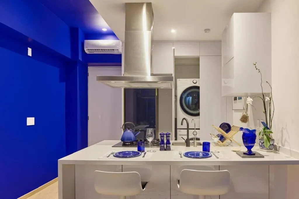 Image 2 of Suite Maximo azul Cibeles AC in front of Contramar