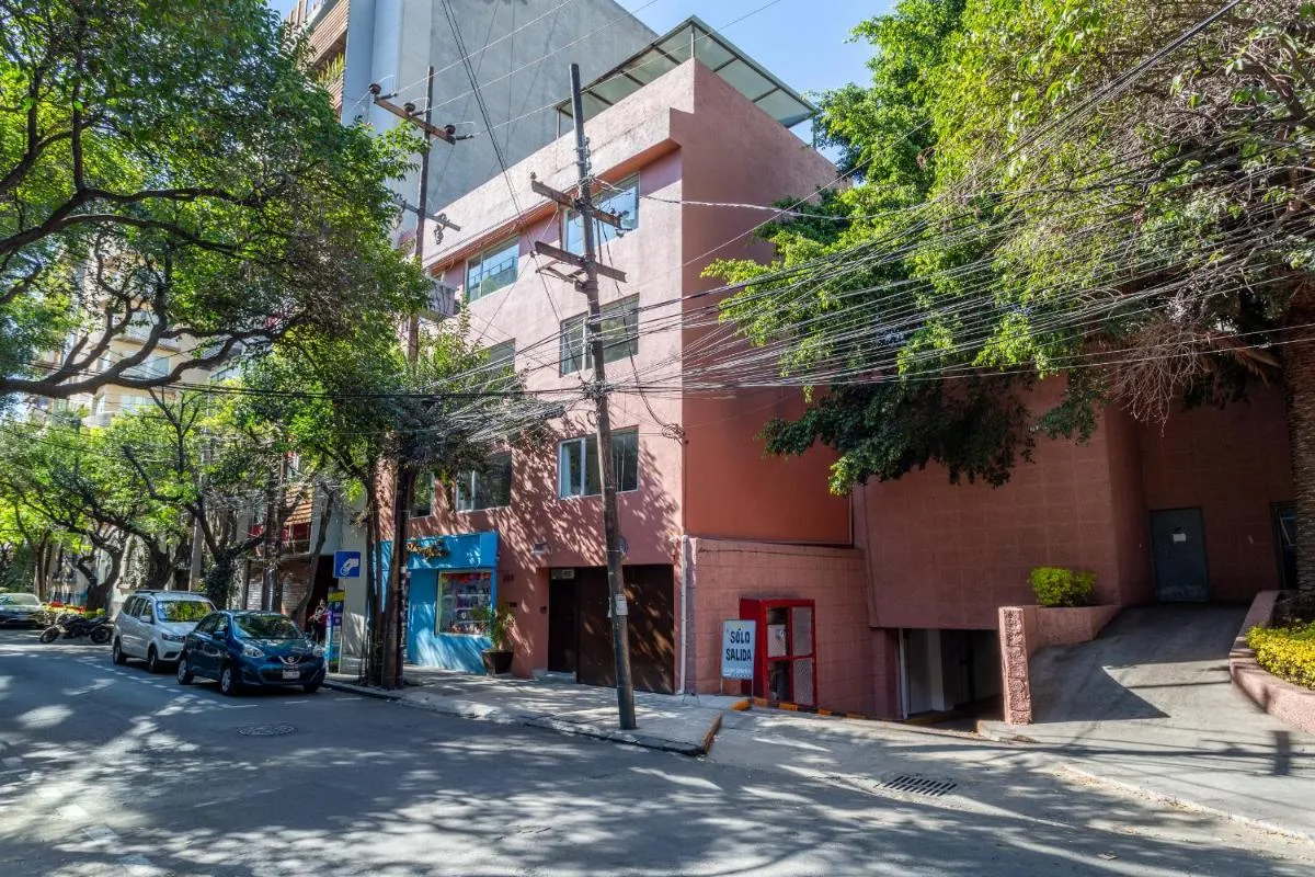 Image 2 of Suites 259 Condesa