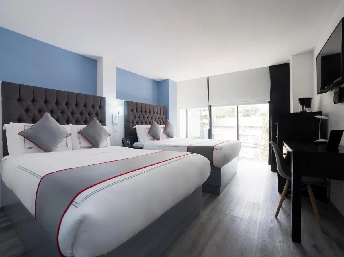 Image 2 of Suites Arboleda 215