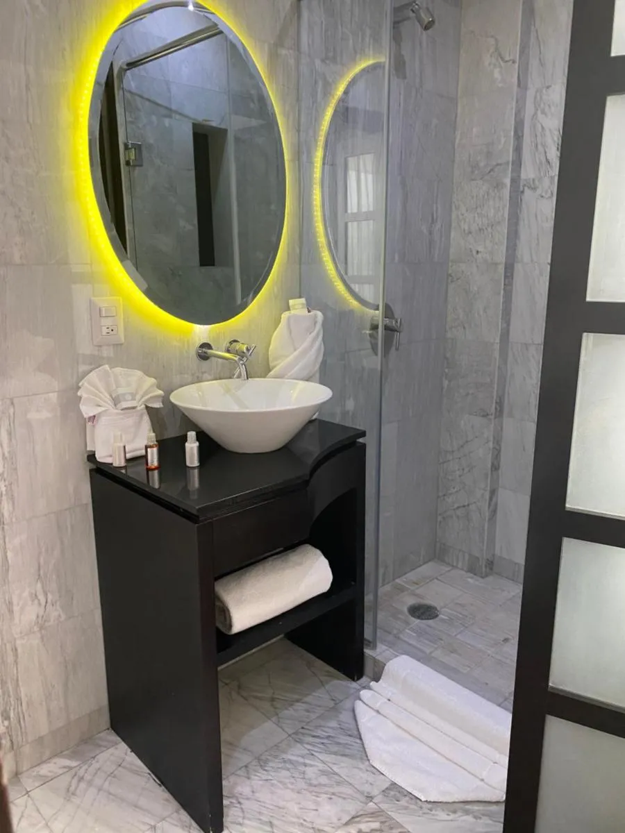 Image 2 of Suites Ganges