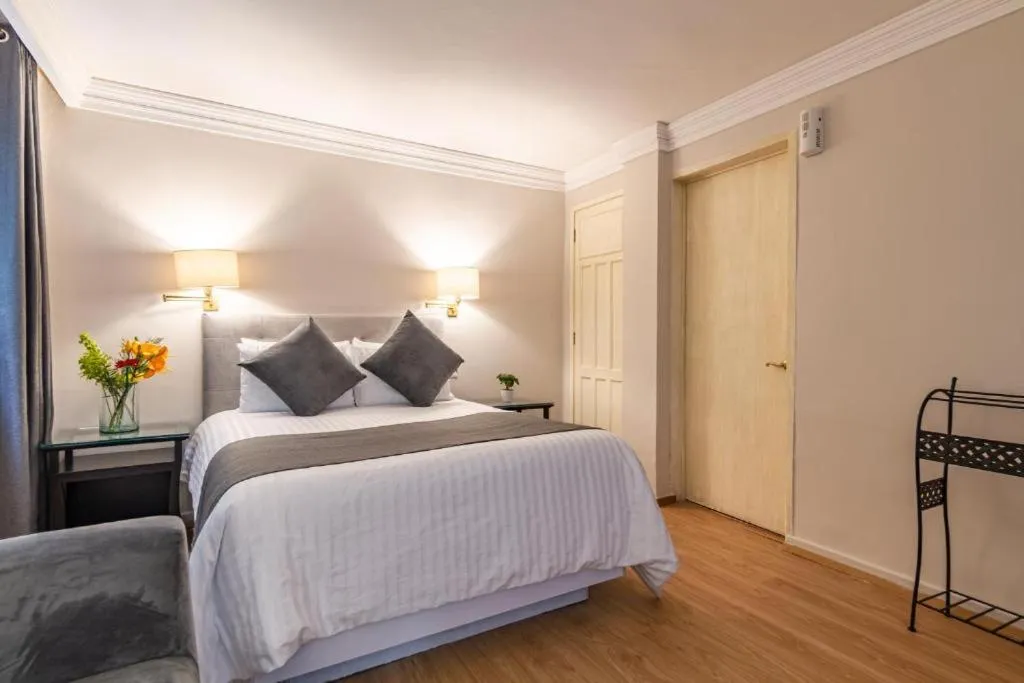 Image of Suites Newton