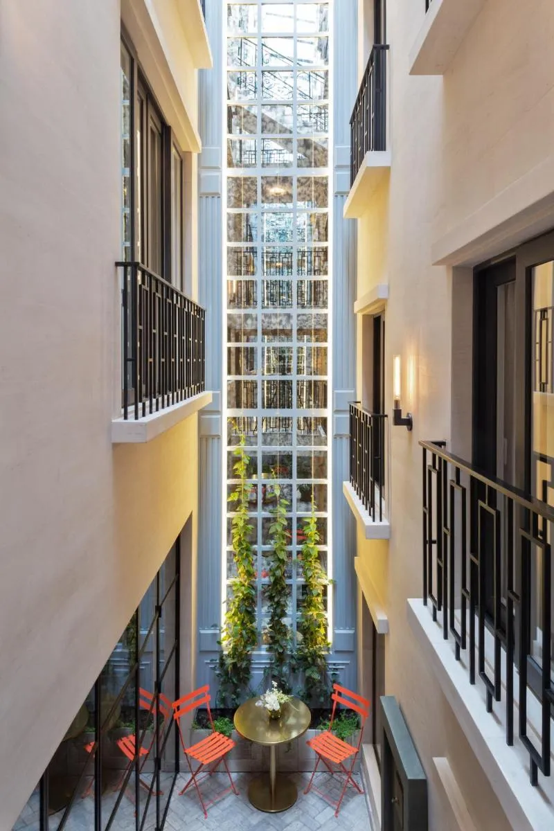 Image 4 of The Alest Hotel