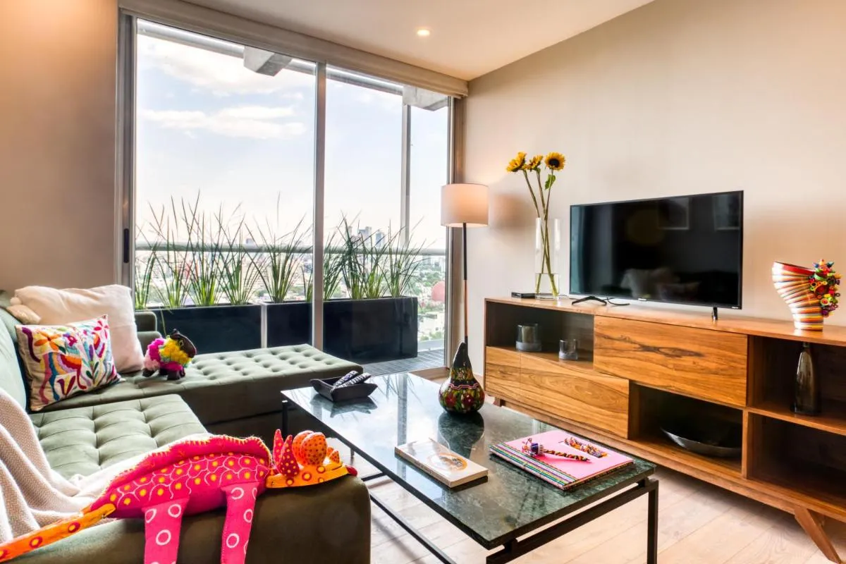 Image 1 of ULIV Polanco