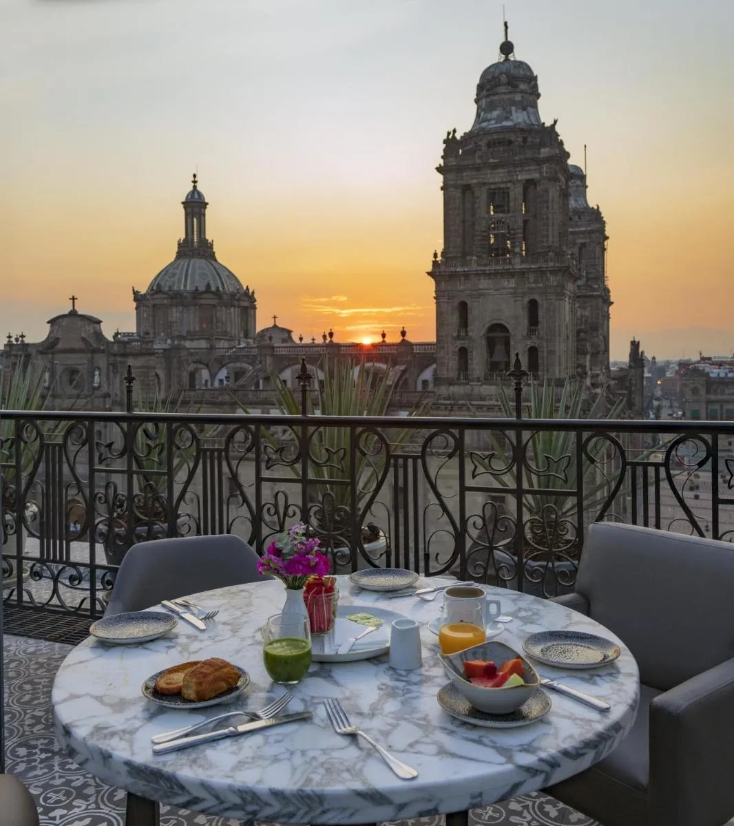 Image 3 of Zocalo Central & Rooftop Mexico City