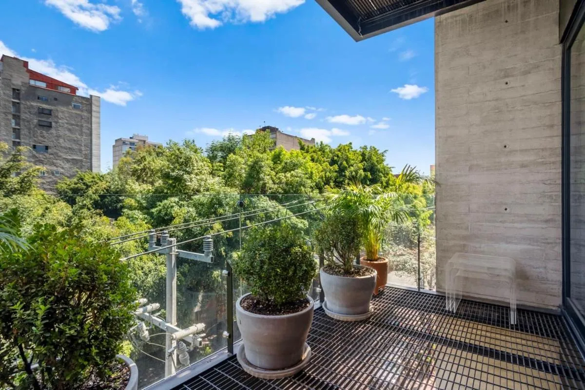Image 5 of 23-401 Luxury 2br 2 5baths in Prime Roma Norte