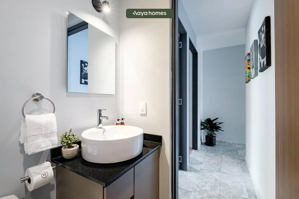 Image 2 of Amazing 2BR Apt in Roma Norte – Yoga Room