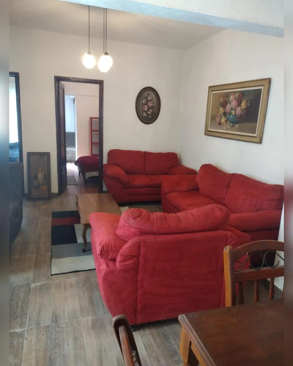 Image 1 of Amplio y cómodo departamento