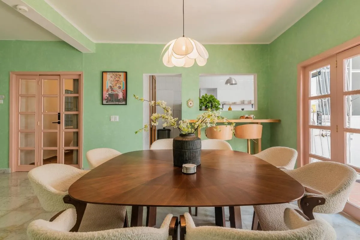 Image 3 of Beautiful 6 BDR Villa with AC in La Condesa