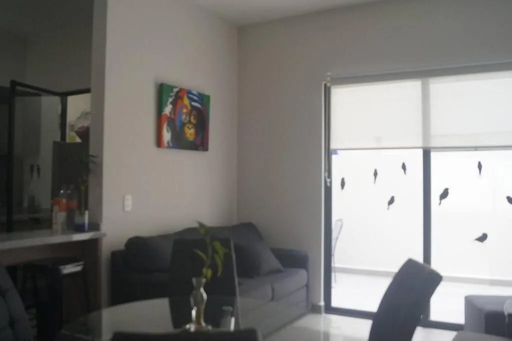 Image 4 of CENTRICO, COMODO Y SEGURO