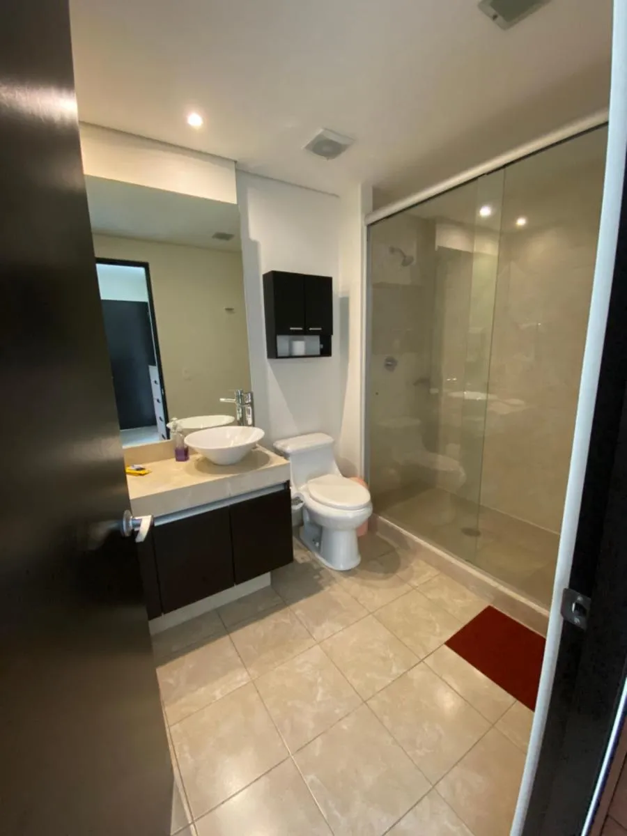 Image 2 of Chicago Suites WTC