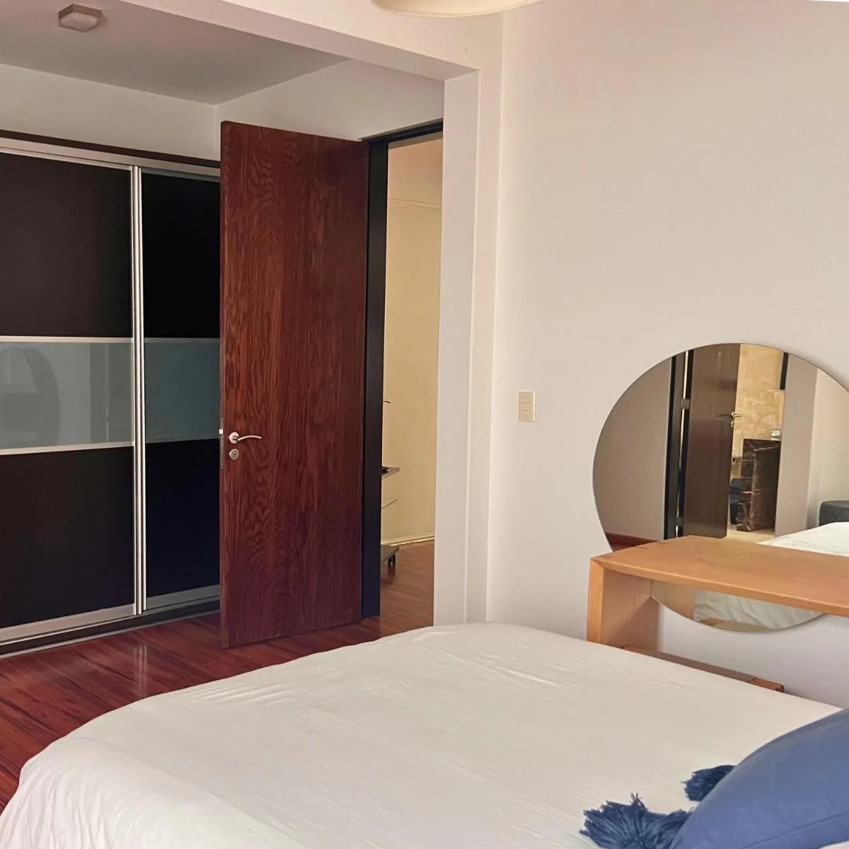 Image 6 of Condesa Residence Amsterdam F Elegant Residence with Inviting Ambiance on Amsterdam Avenue