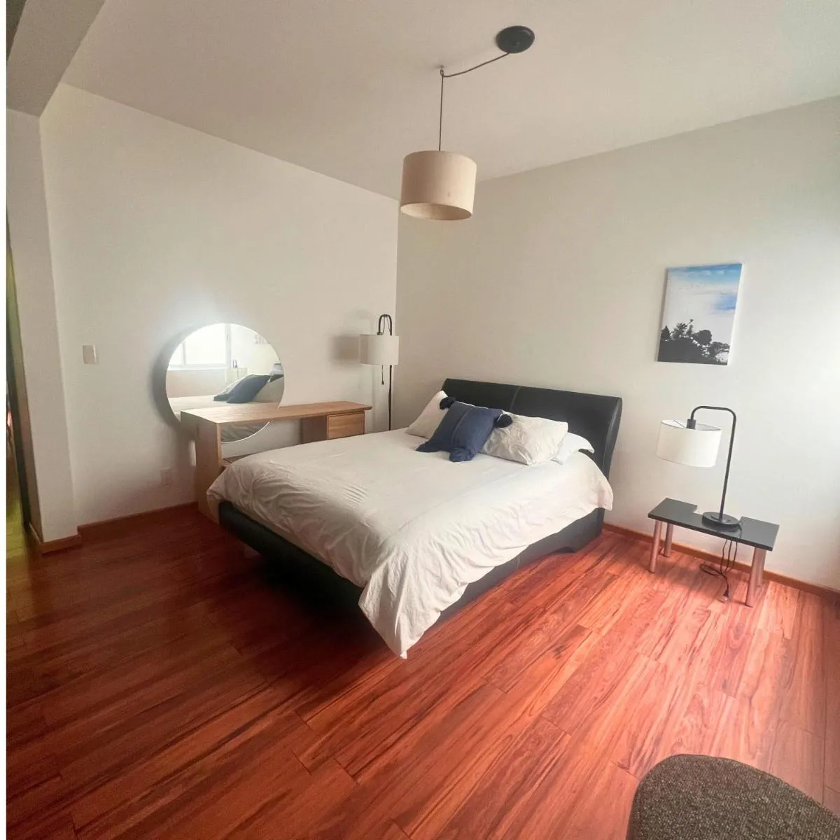 Image 3 of Condesa Residence Amsterdam F Elegant Residence with Inviting Ambiance on Amsterdam Avenue