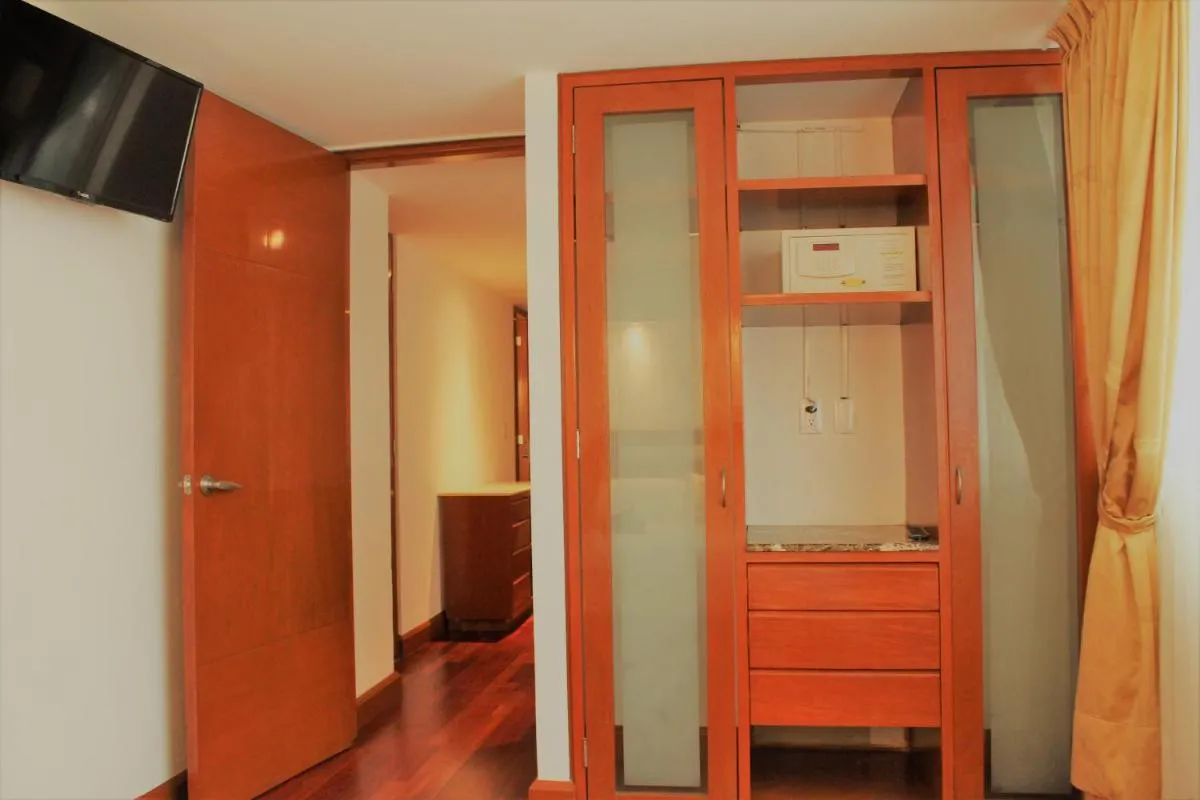 Image 4 of Condesa Suites