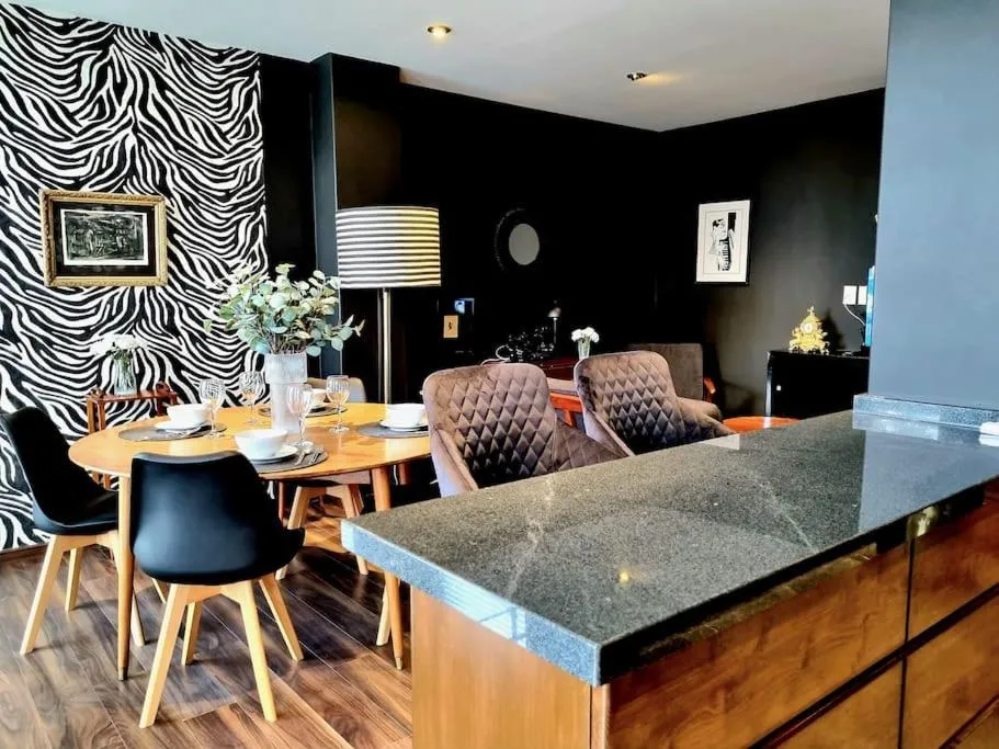 Image of Elegant Apt Boutique in la Roma 2br/2ba/terrace
