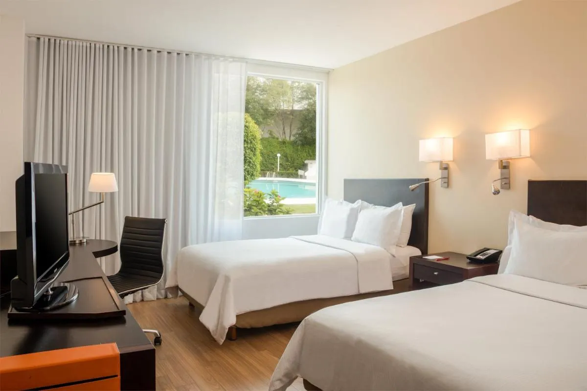 Image 1 of Fiesta Inn Express Perinorte